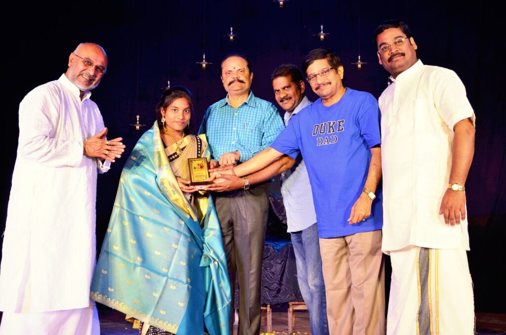 Young Journalist Award frim The Dance India Magazine- 2017